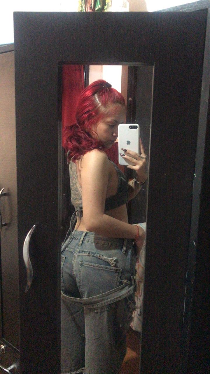 Camgirl Rojita Latina